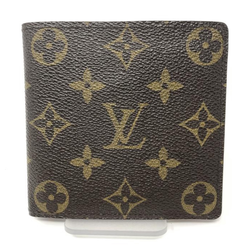 Louis Vuitton Men’s Marco Bifold Monogram Wallet